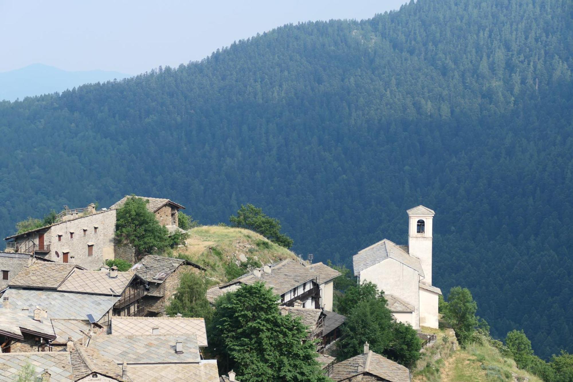 La Slitta Bed and Breakfast Roure Turin Buitenkant foto