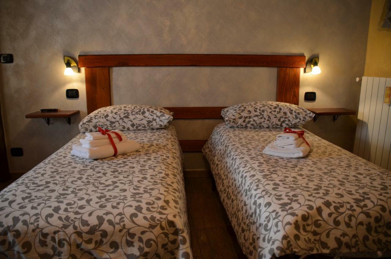 La Slitta Bed and Breakfast Roure Turin Buitenkant foto