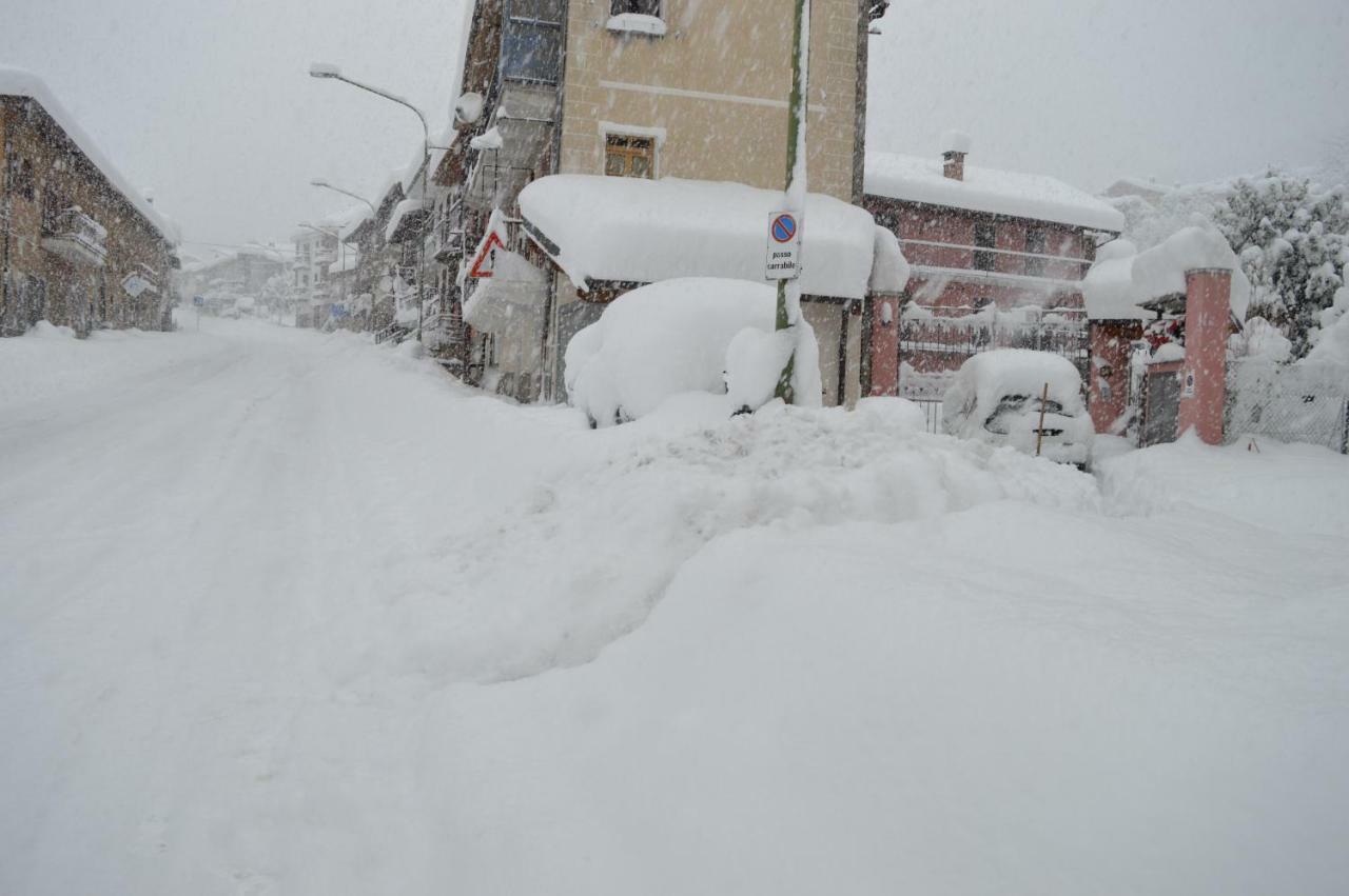 La Slitta Bed and Breakfast Roure Turin Buitenkant foto