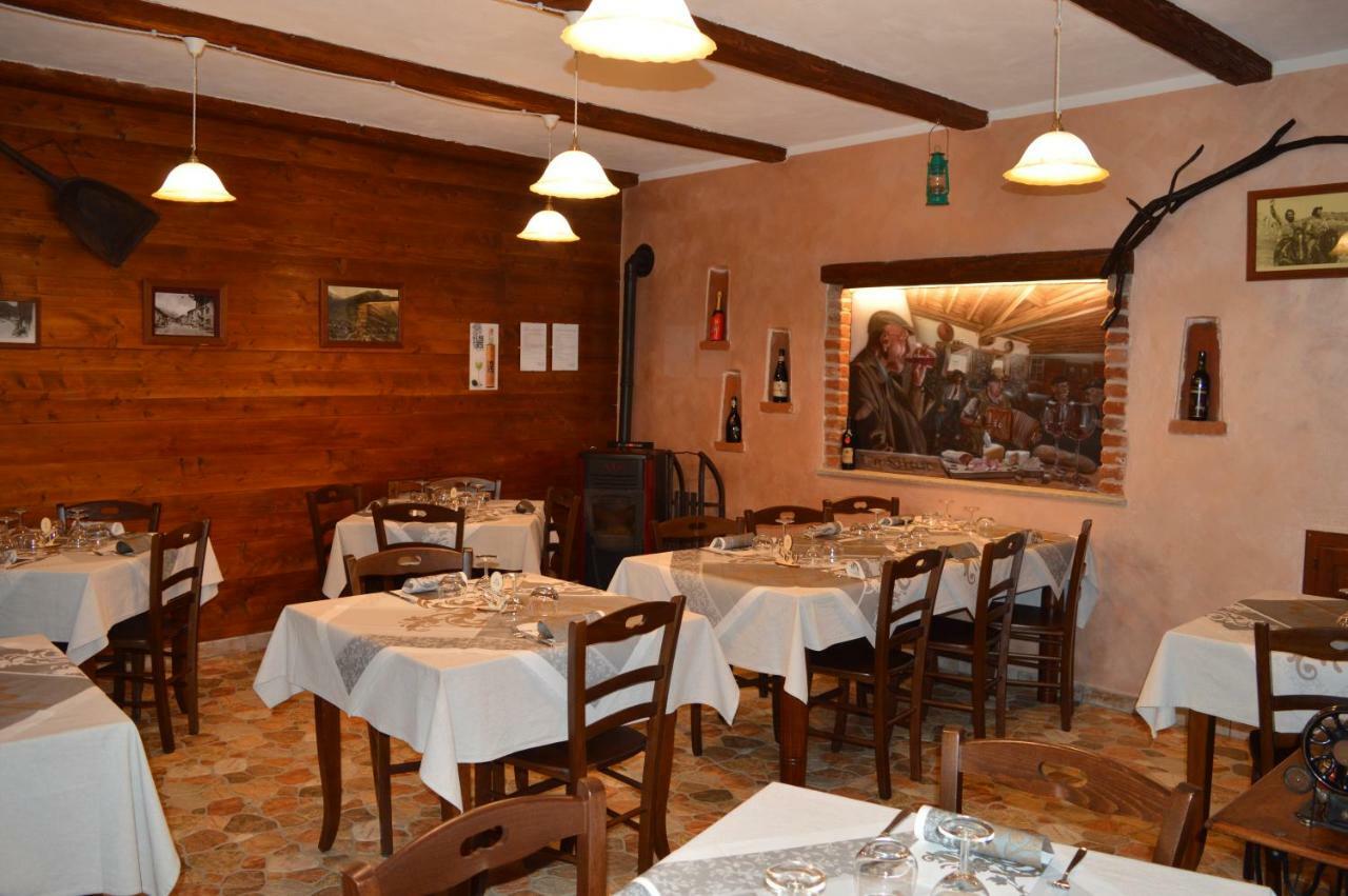 La Slitta Bed and Breakfast Roure Turin Buitenkant foto